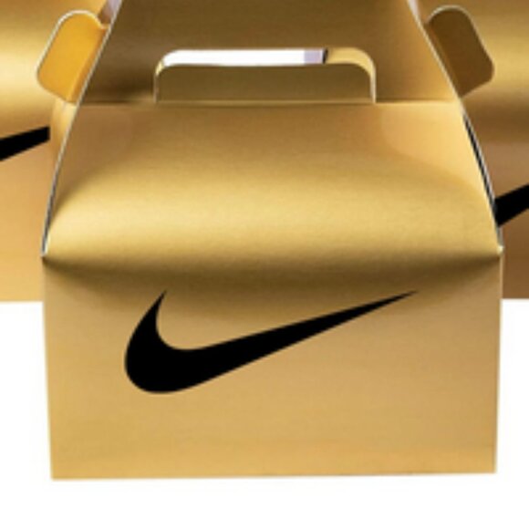 Basketball Theme Party Favor Gift Box Set Gable Box Gold and Black 10 Pack - Picture 2 of 4